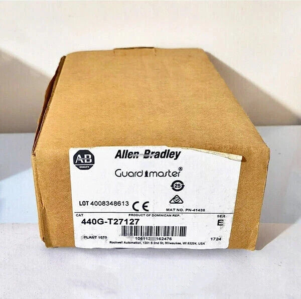 Allen Bradley 440G-T27127 Guardmaster Solenoid Interlock Switch Power Lock 24V