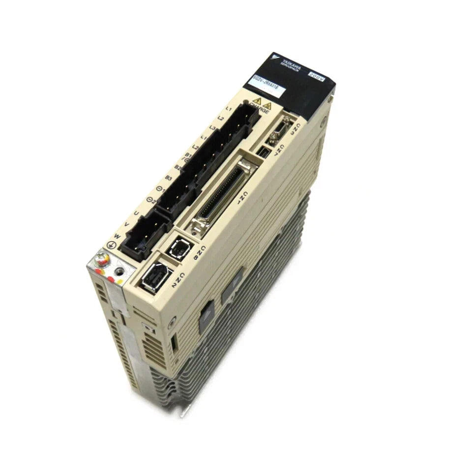 Yaskawa SGDV-2R8A01B002000 Servo Drive New In Box Expedited Shipping 1PCS