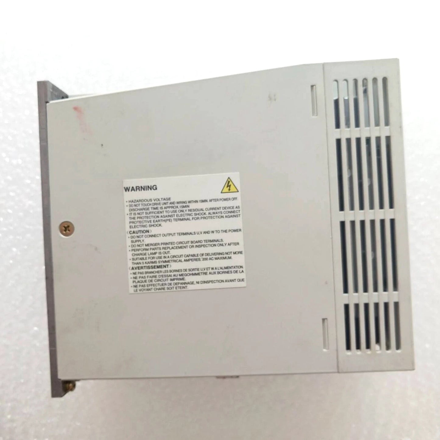 ONE NEW MR-J2S-70CP-S084 Mitsubishi Servo Drive