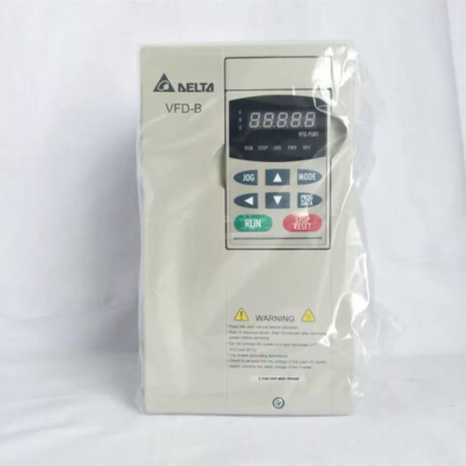 1PC New VFD015B21A Inverter 1.5kW VFD015B21A Expedited Shipping