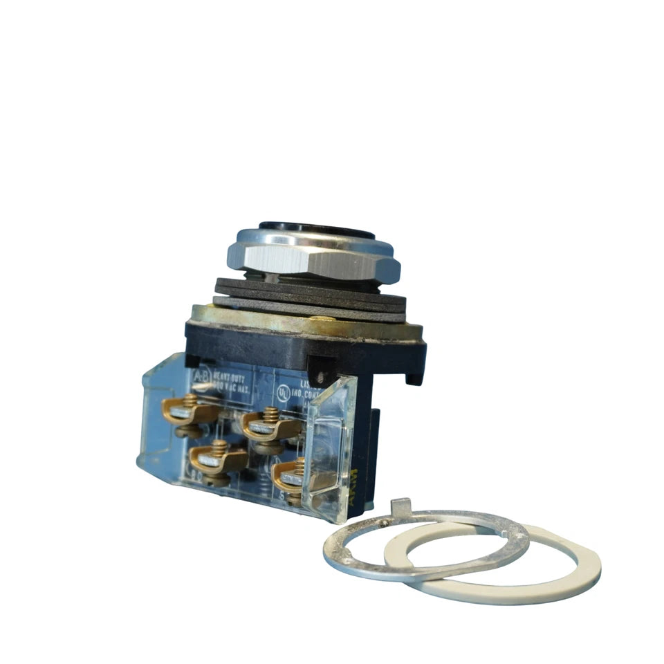 Allen-Bradley 800T-A2A / 800TA2A Push Button BLACK - New in box