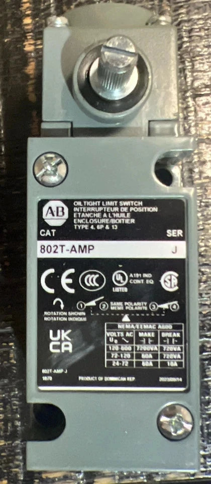 802T-AMP ALLEN BRADLEY OIL TIGHT LIMIT SWITCH