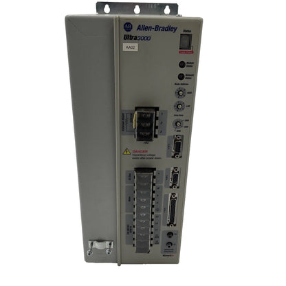 NEW AB 2098DSDHV030SE Servo Drive 2098-DSD-HV030-SE