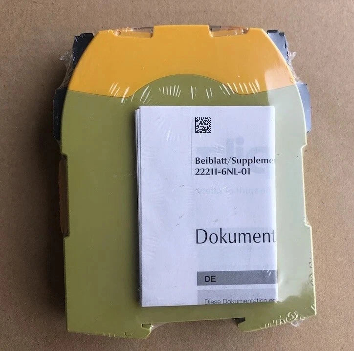 1PCS NEW Pilz safety relay PNOZ S3 C 24VDC 2n/o 751103