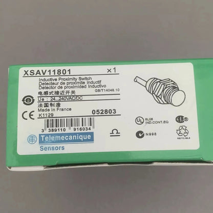 New In Box Schneider XSAV11801 Speed Switch Velocity Sensor FREE SHIPPING US