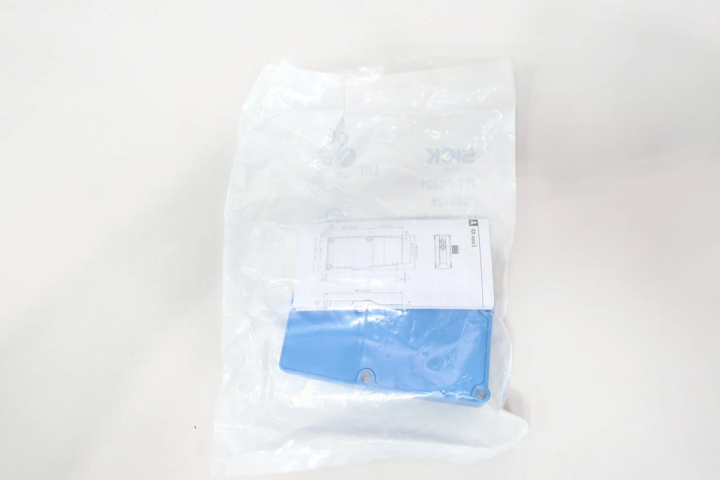 New In Box SICK RT-P3221 RTP3221 Photoelectric Switch