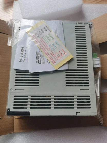 Mitsubishi MR-J2S-200B AC Servo Drive New In Box MRJ2S200B PLC