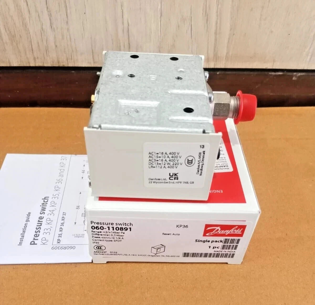 1PC- Danfoss 060-110891 Pressure switch, KP36- Brand New