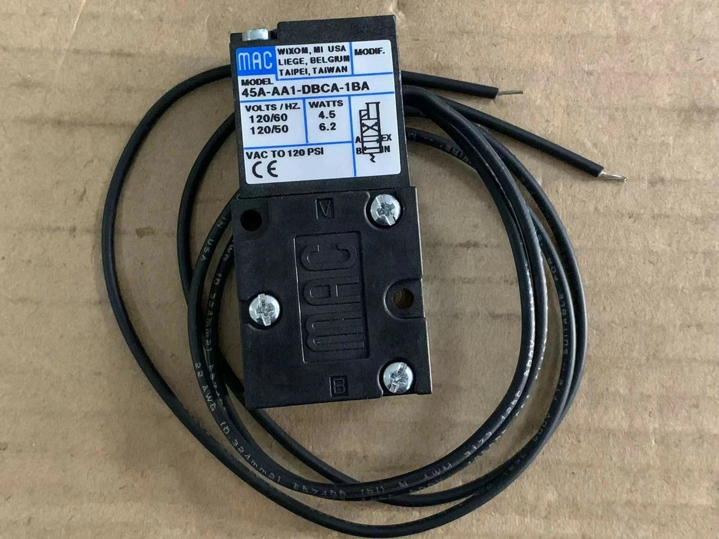 1pc MAC solenoid valve 45A-AA1-DBCA-1BA NEW IN BOX