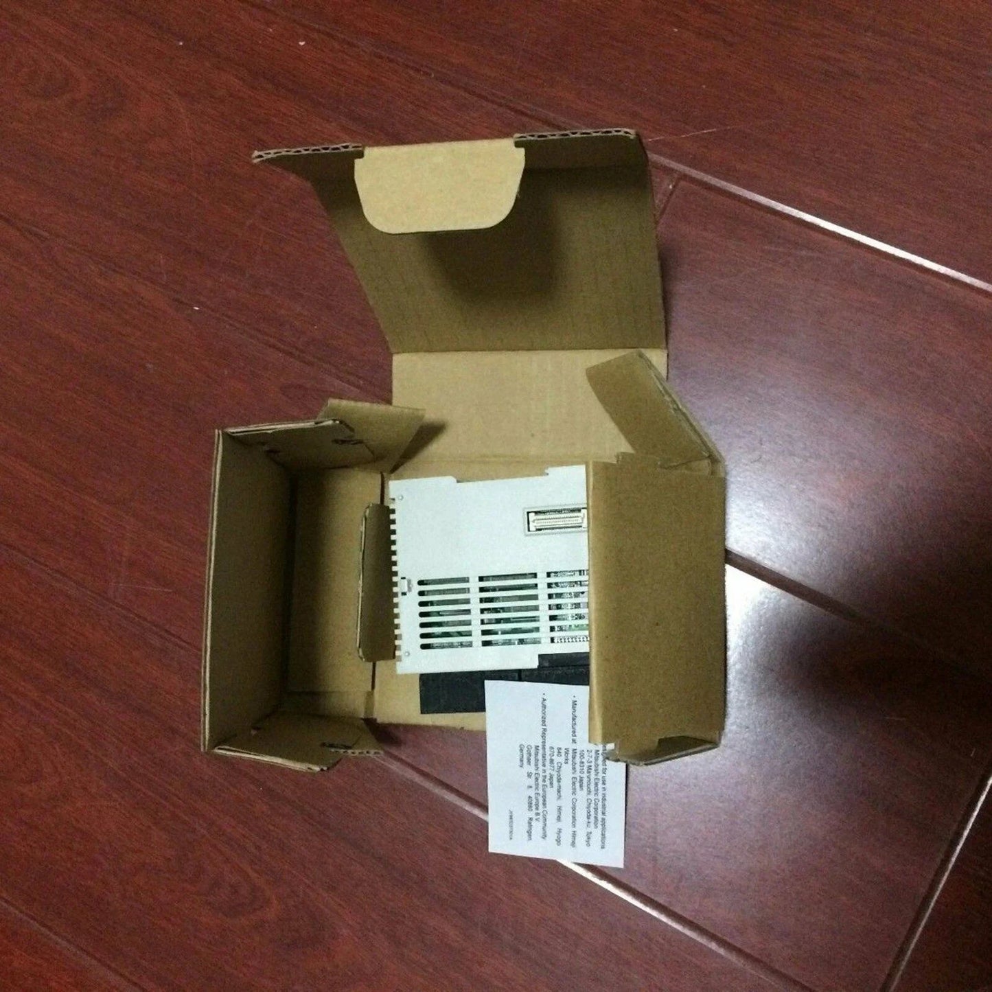 NEW MITSUBISHI FX2NC-16EYR-T PLC 16 I/Outputs Unpowered Extension Unit