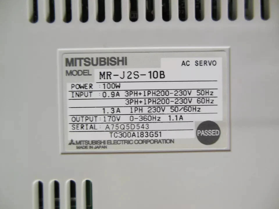 Mitsubishi MR-J2S-10B Servo Drive New In Box MRJ2S10B PLC