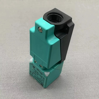 For Pepperl+Fuchs NBB20-U4-UU 248043 Proximity Sensor Switch 20mm 20-250VDC/AC