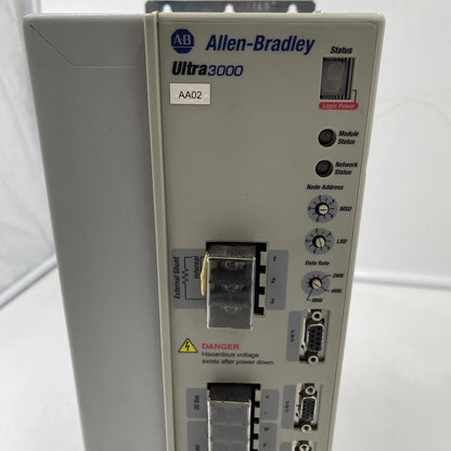 NEW AB 2098DSDHV030SE Servo Drive 2098-DSD-HV030-SE