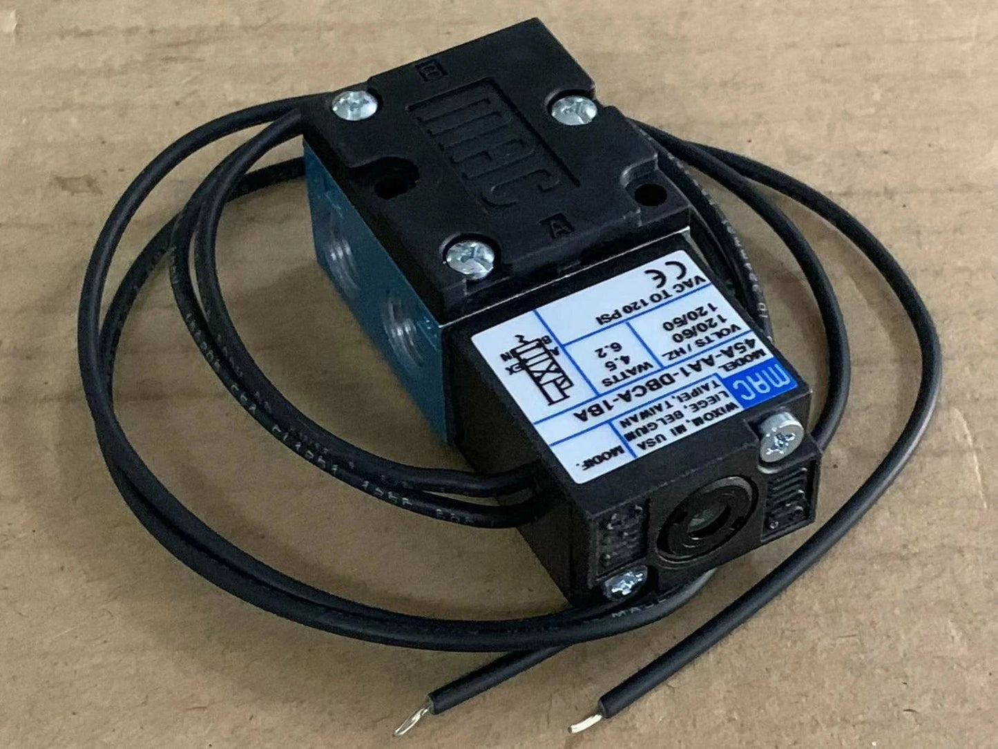 1pc MAC solenoid valve 45A-AA1-DBCA-1BA NEW IN BOX