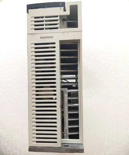 ONE NEW MR-J2S-70CP-S084 Mitsubishi Servo Drive