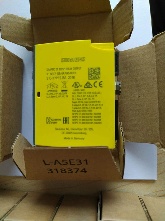 ONE New Siemens 6ES7136-6RA00-0BF0 6ES7 136-6RA00-0BF0