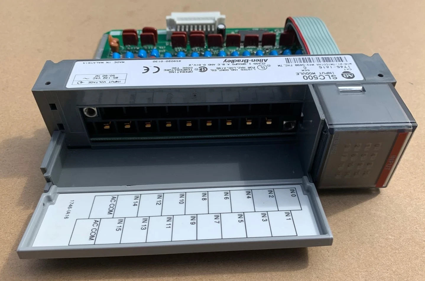 New Factory Sealed AB 1746-IA16 Ser D SLC 500 PLC Input Module 1 PC