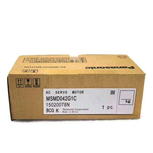 New 1Pcs Panasonic Servo Motor MSMD042G1C