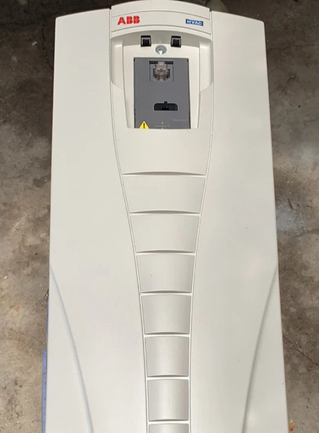 One New ABB ACS550-U1-125A-4 Inverter ACS550U1125A4 Expedited Shipping