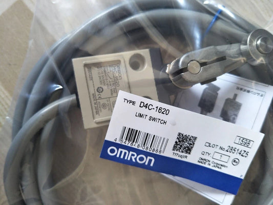 1PC NEW In bag OMRON D4C-1620 limit switch D4C1620