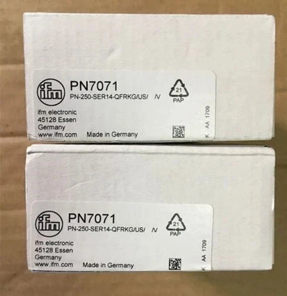 1pcs New IFM Brand new one pressure switch PN7071